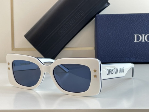 Dior Sunglasses AAAA-1517