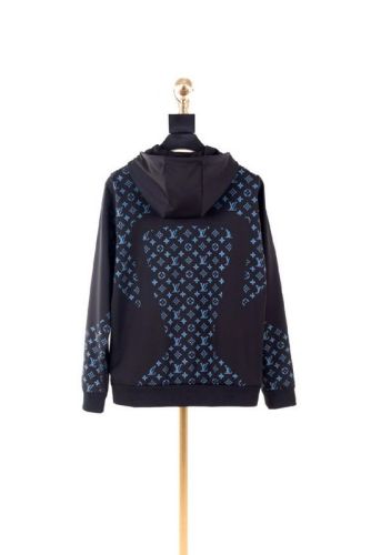 LV Coat men-670