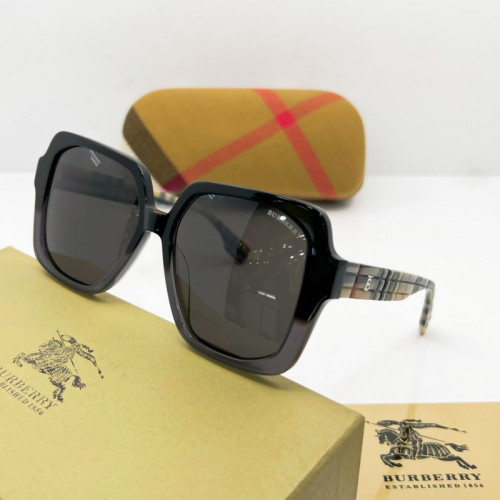 Burberry Sunglasses AAAA-1452