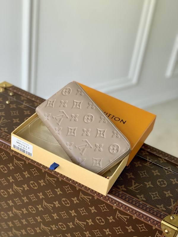 Super Perfect LV Wallet-531