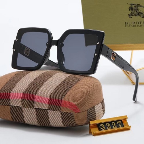 Burberry Sunglasses AAA-074