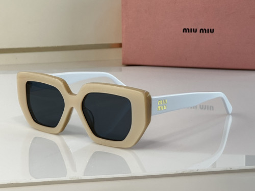 Miu Miu Sunglasses AAAA-339