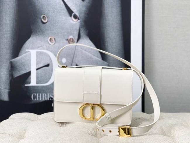 Dior Handbags AAA-122