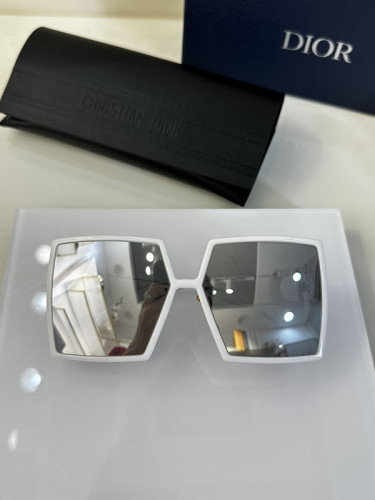 Dior Sunglasses AAAA-2115