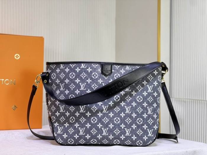 LV Hangbags AAA Women-1142