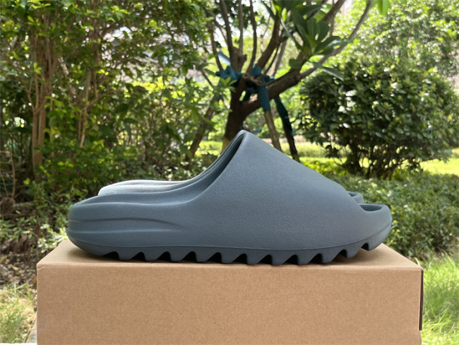 Authentic Yeezy Slide Slate Marine”