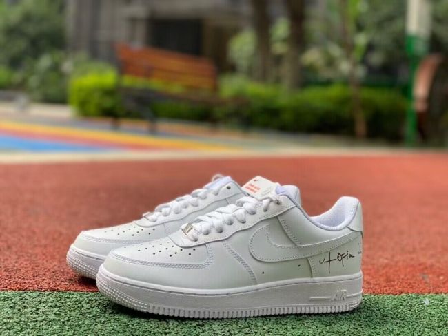 Authentic Travis Scott x Nike Air Force 1 Low