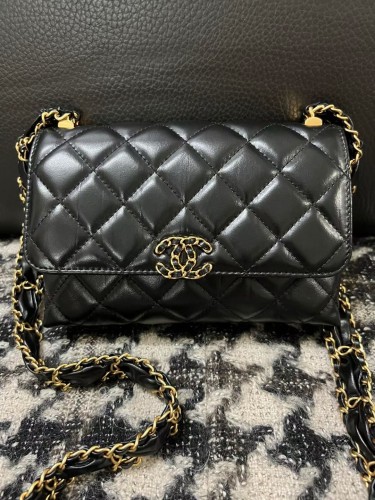 CHNL High End Quality Bag-451