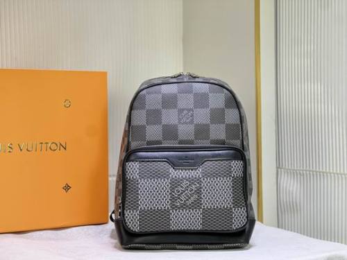 LV Backpack 1：1 Quality-025