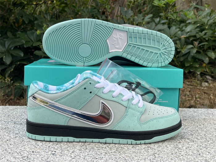 Authentic Concepts x TIFFANY CO. x Nike SB Dunk Low