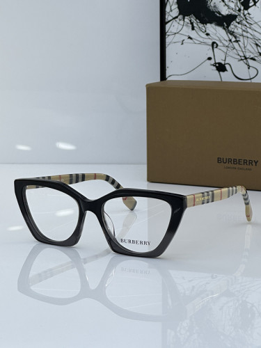 Burberry Sunglasses AAAA-2324