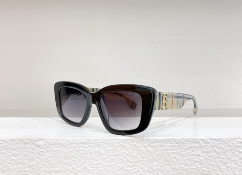 Burberry Sunglasses AAAA-2211