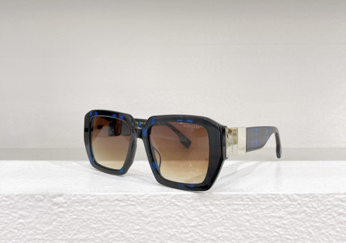 Burberry Sunglasses AAAA-2222