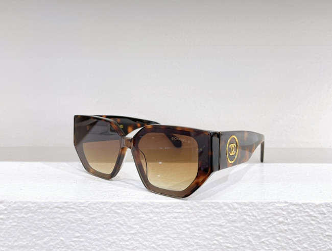 CHNL Sunglasses AAAA-3302