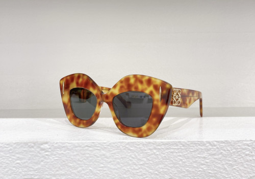 Loewe Sunglasses AAAA-244