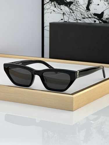 Dior Sunglasses AAAA-2637