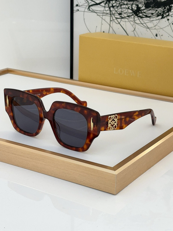 Loewe Sunglasses AAAA-262