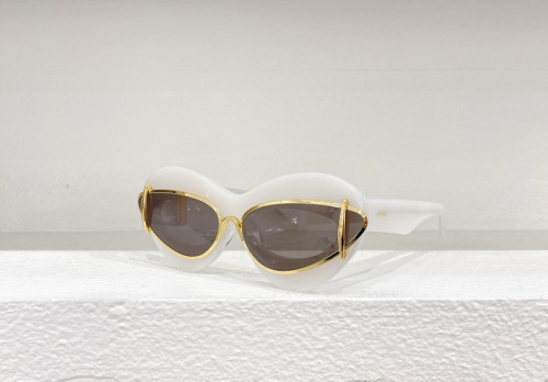 Loewe Sunglasses AAAA-246