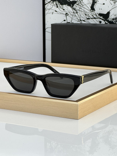Dior Sunglasses AAAA-2636