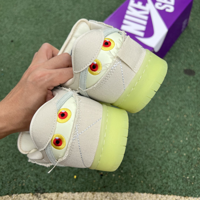 Authentic Nike Dunk SB Low Mummy