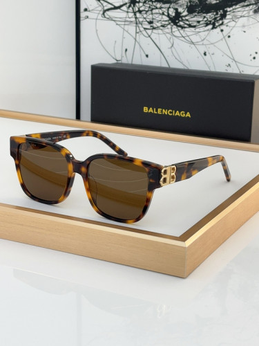 B Sunglasses AAAA-822