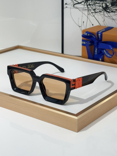 LV Sunglasses AAAA-4000