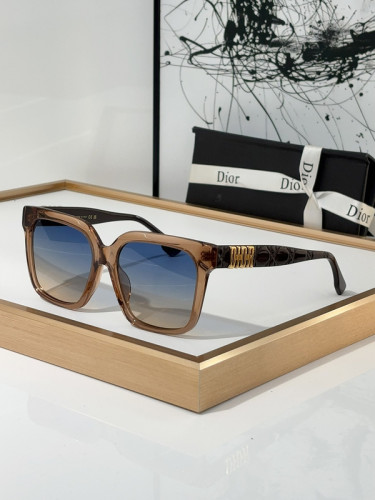 Dior Sunglasses AAAA-2700