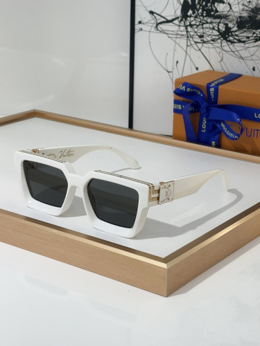 LV Sunglasses AAAA-3996