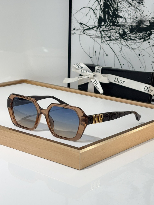 Dior Sunglasses AAAA-2717