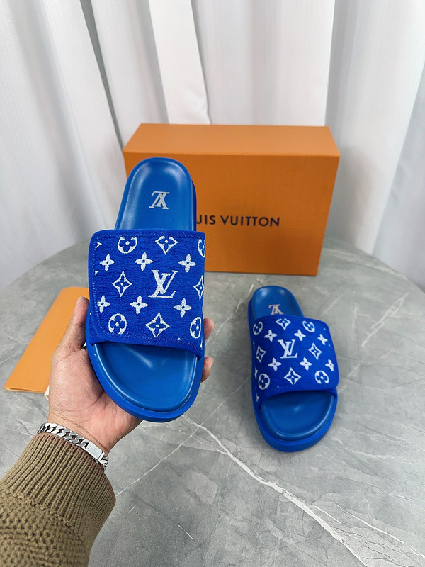 LV Sandals 1：1 Quality-723