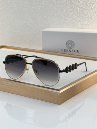 Versace Sunglasses AAAA-2422