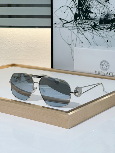 Versace Sunglasses AAAA-2412