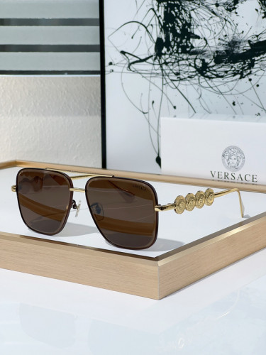 Versace Sunglasses AAAA-2420