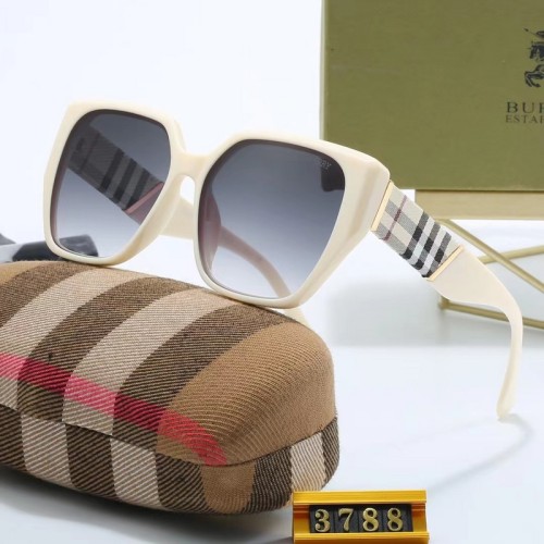 Burberry Sunglasses AAA-305