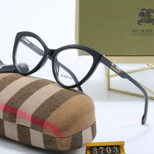 Burberry Sunglasses AAA-282