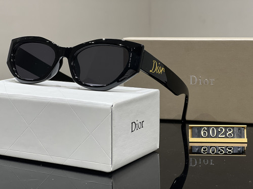 Dior Sunglasses AAA-676