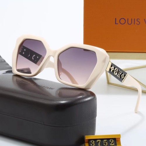 LV Sunglasses AAA-652