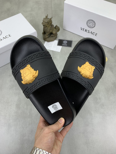 Versace men slippers AAA-293