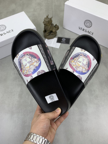 Versace men slippers AAA-301