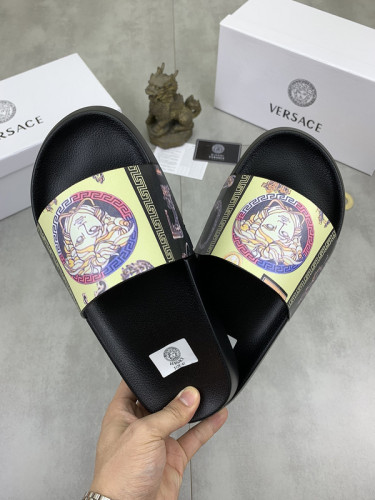 Versace men slippers AAA-304