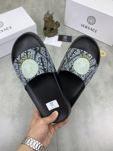 Versace men slippers AAA-297