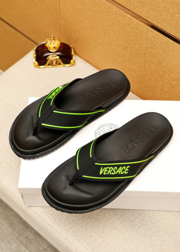 Versace men slippers AAA-325