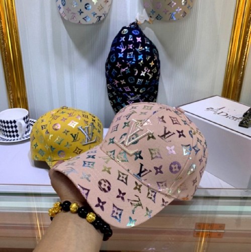 LV Hats AAA-022