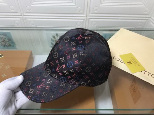 LV Hats AAA-284