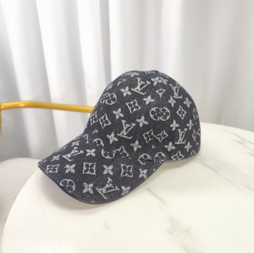 LV Hats AAA-457