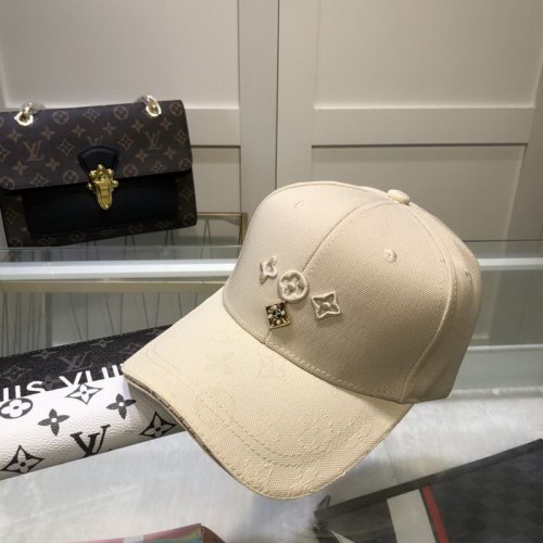 LV Hats AAA-186