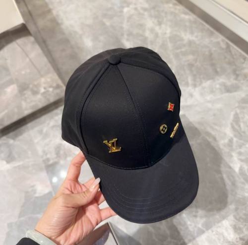 LV Hats AAA-548