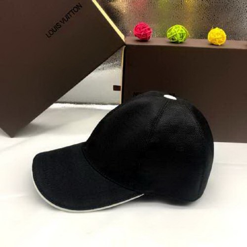 LV Hats AAA-136