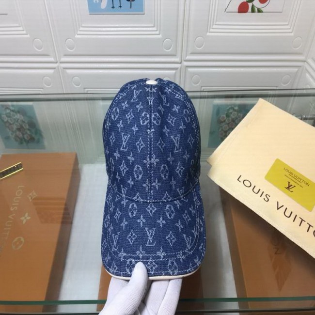LV Hats AAA-210