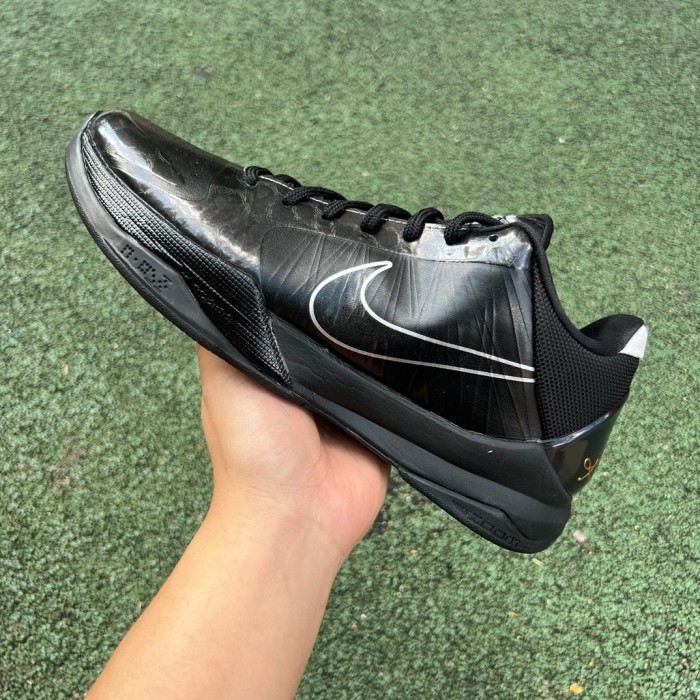 Authentic Nike Kobe 5 Black Out